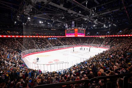 Red Bull Mnchen gegen Fischtown Pinguins - PENNY DEL