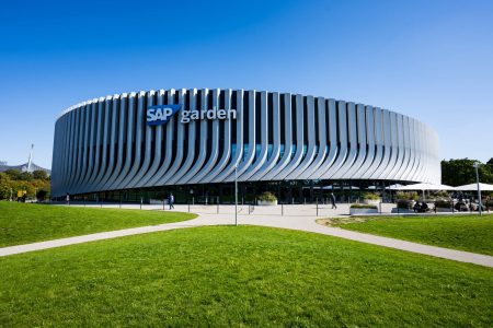 Red Bull Mnchen gegen Grizzlys Wolfsburg - PENNY DEL