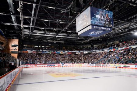 Schwenninger Wild Wings gegen Klner Haie - PENNY DEL