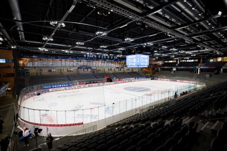 Schwenninger Wild Wings gegen Red Bull Mnchen - PENNY DEL